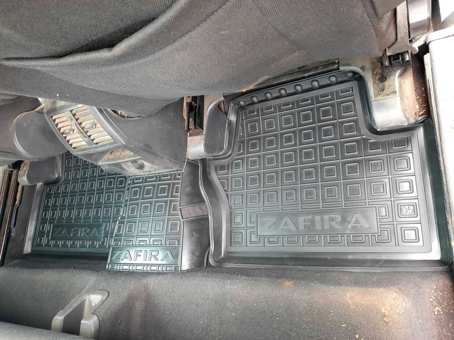 Коврики в салон Avto Gumm Opel Zafira A B Meriva A Vectra Combo Mokka