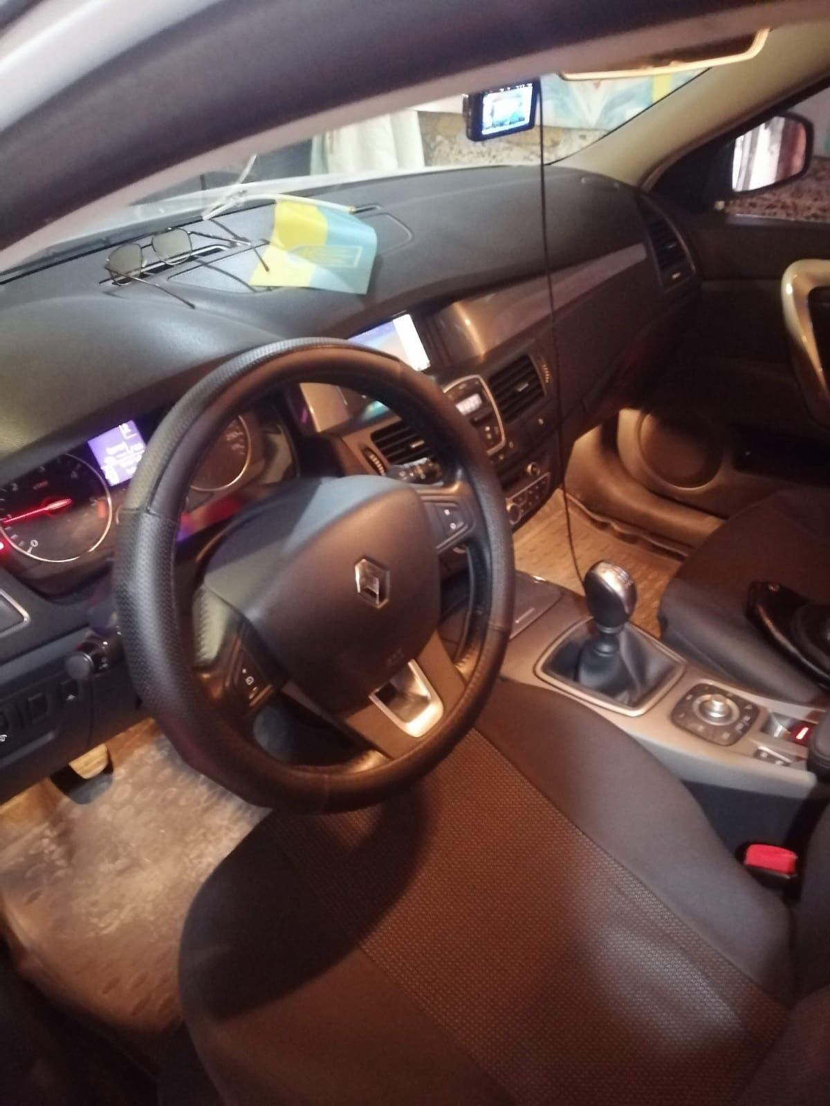 Renault Laguna 2011 року