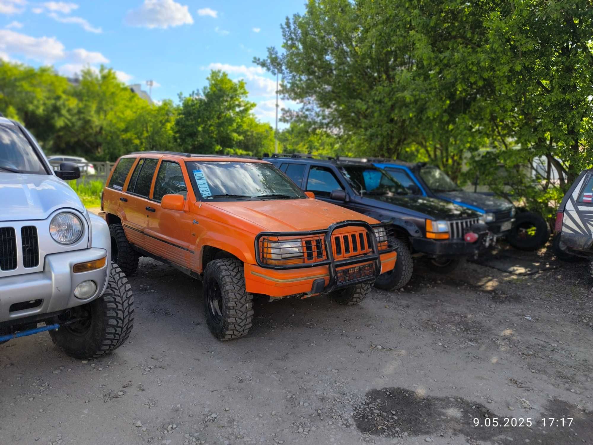 Jeep Grand Cherokee Off Road v8