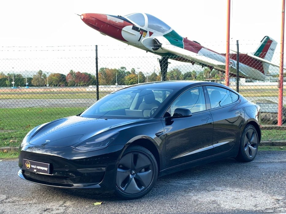 Tesla Model 3 Tração Traseira