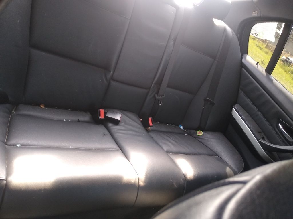 Fotele Wnętrze BMW E90 M-PAKIET GRZANE Komplet fotele kanapa boczki