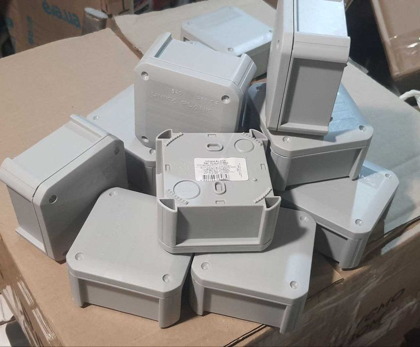 Розподільчі коробки (різні варіанти)