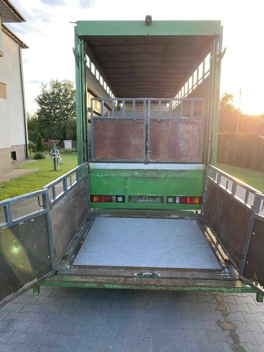 Scania p 260 do przewozu zwierząt bydła żywca waga zabudowa