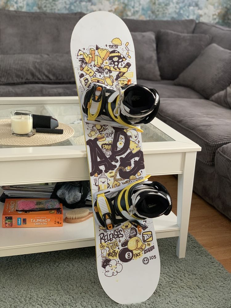 Snowboard deska 105 APO buty Nitro Reverb 35 1/3