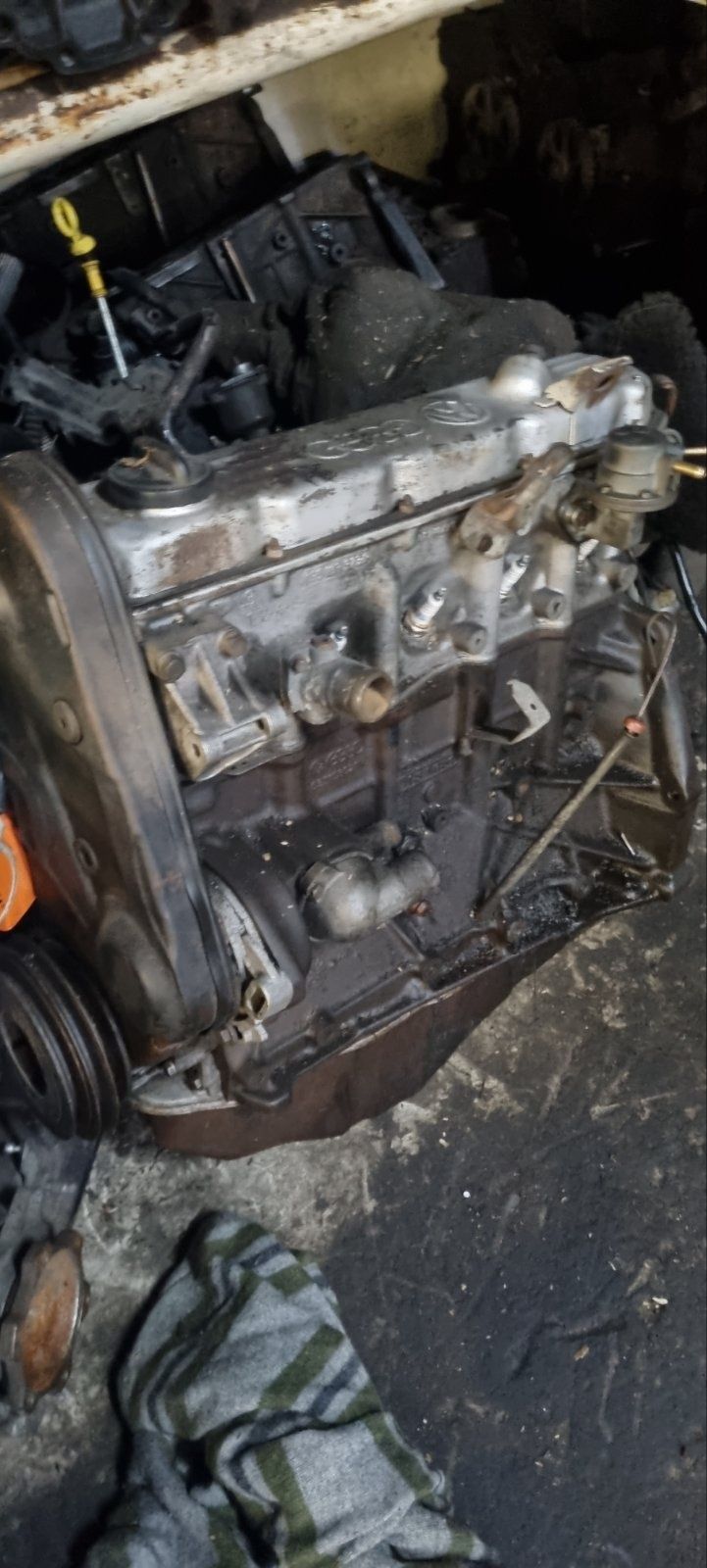 Двигун ауді 100 1,9 карбюратор wh мотор Audi двигатель ауди