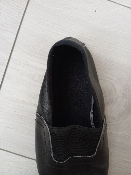 Продам чешки, на ножку до 17 см