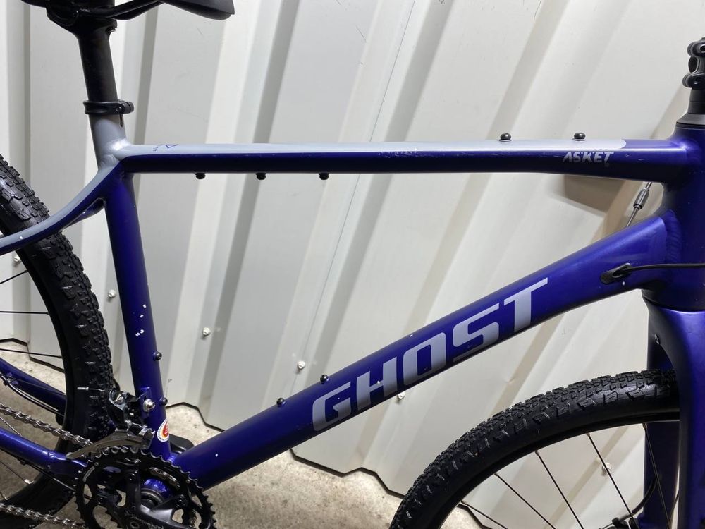 На осях Гравійний М 28 Ghost Asket EQ 2023 shimano Sora вилка Carbon