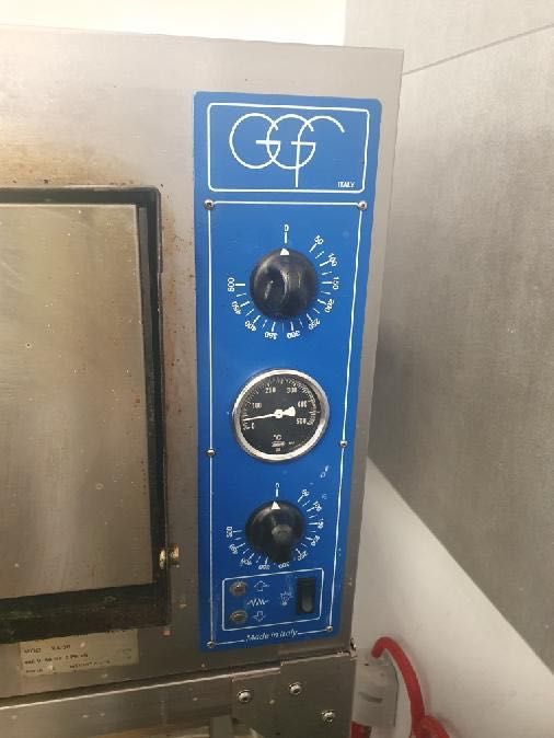 Zestaw Piec do pizzy z podstawą i lada chłodząca