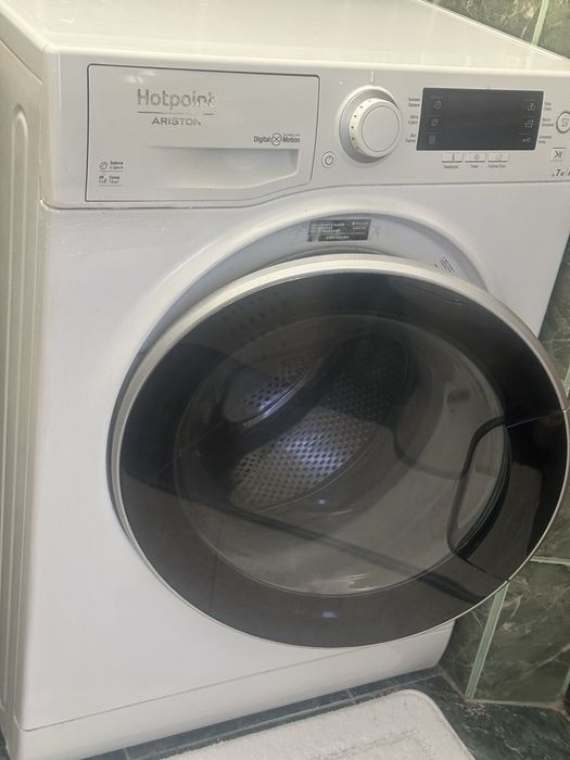 Пральна машина вузька HOTPOINT ARISTON RSPD 723 D UA