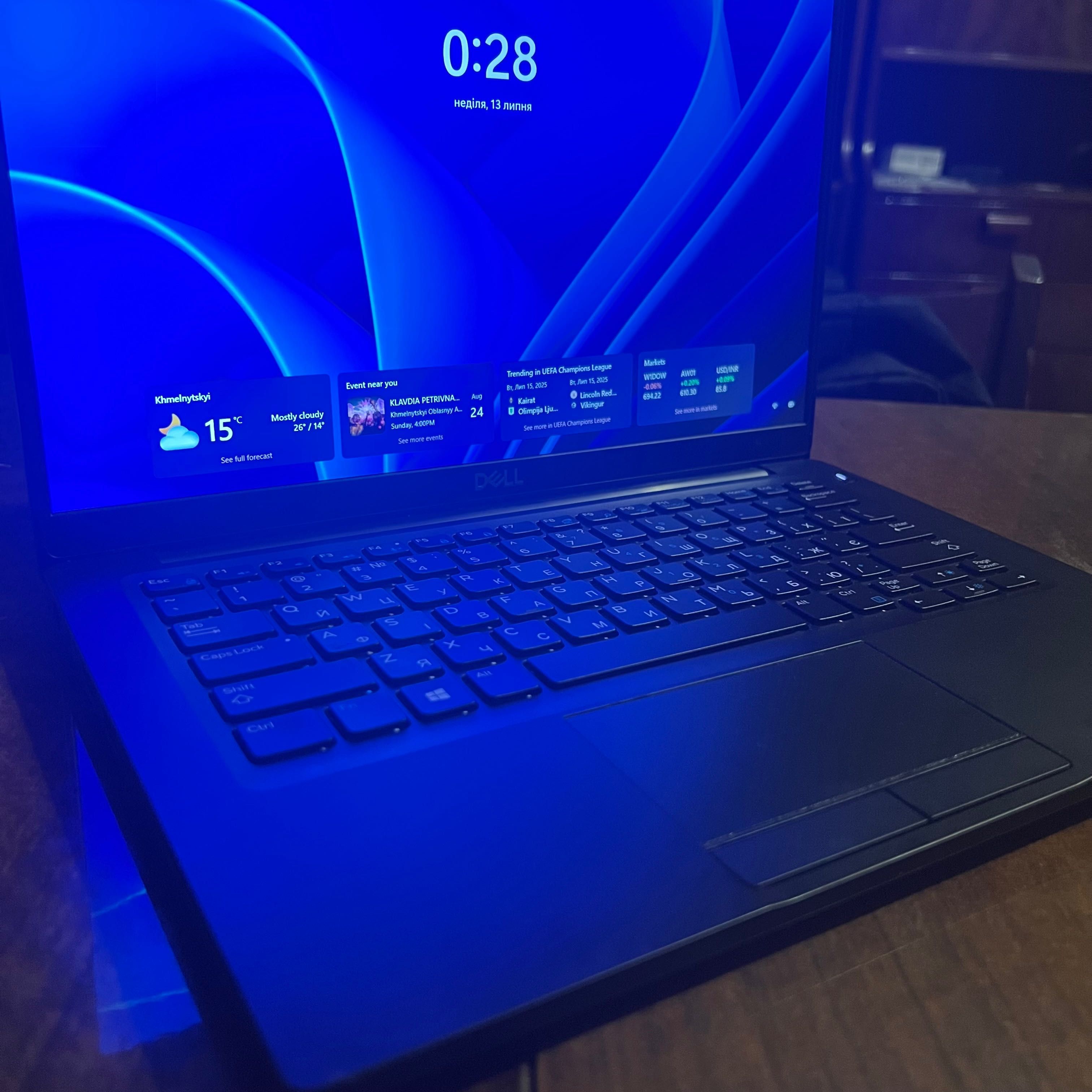 Ноутбук: Dell Latitude 7390