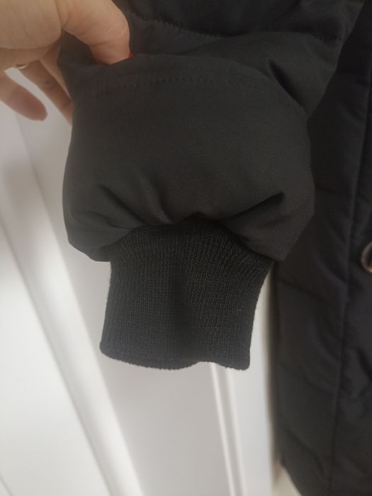 Продаю жіночий пуховик розмір-М-Л