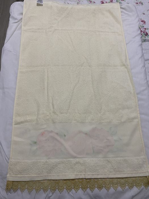 Toalha de Rosto pintado a mão