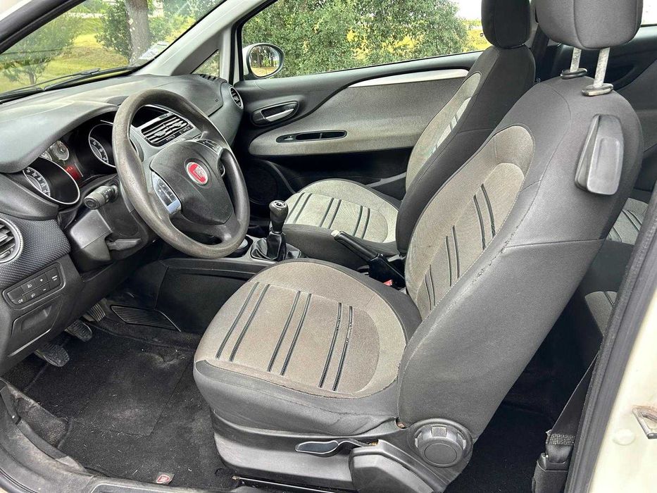 Fiat Punto Evo 1.3 Multijet (5 lugares )