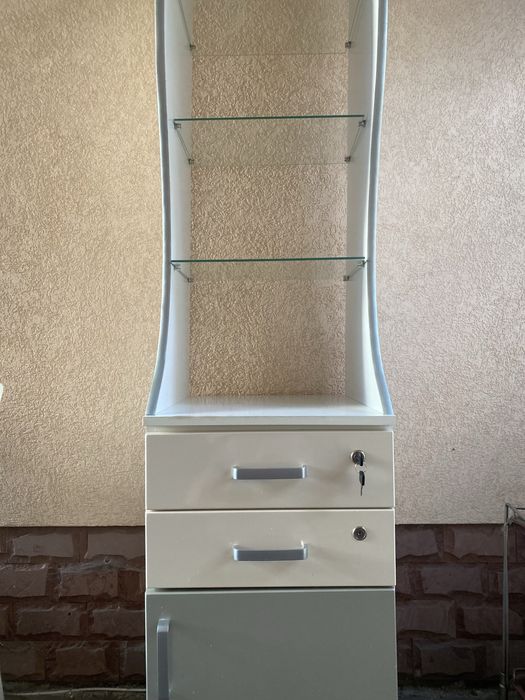 Офісна шафа -пенал,  дві навісні шафки