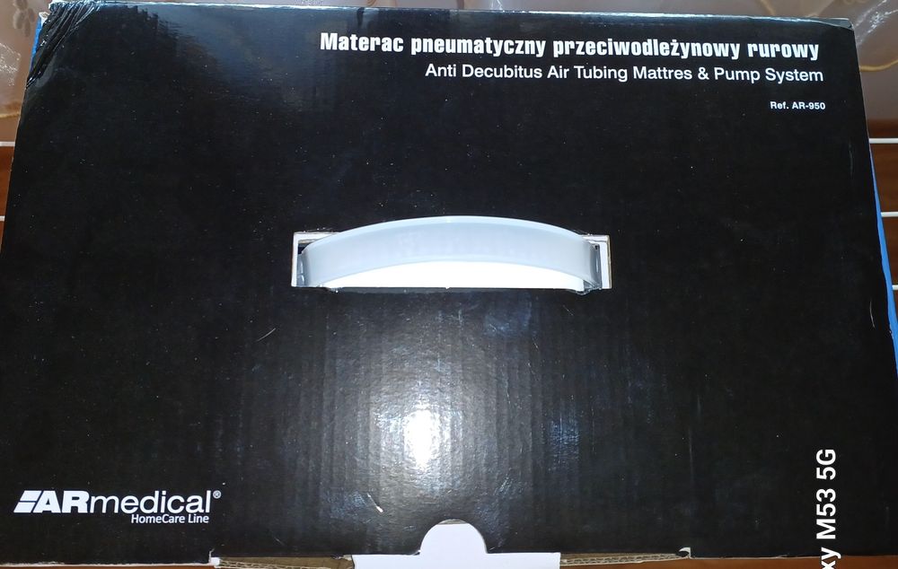 Nowy materac przeciwodleżynowy rurowy Ar"Medical".