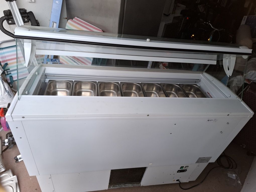Vitrine de gelados ISA