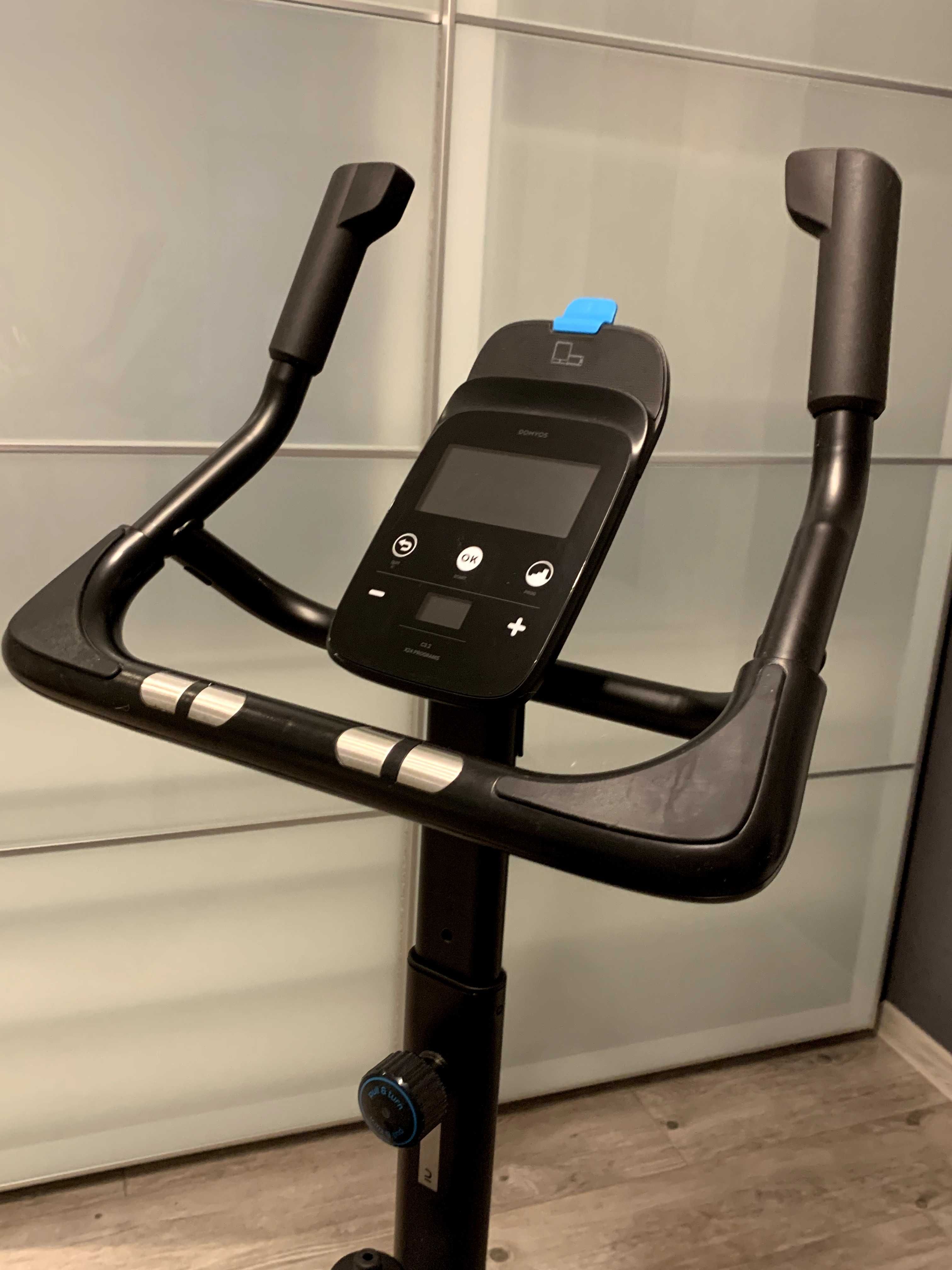 Rower stacjonarny Domyos EB900 B samozasilający