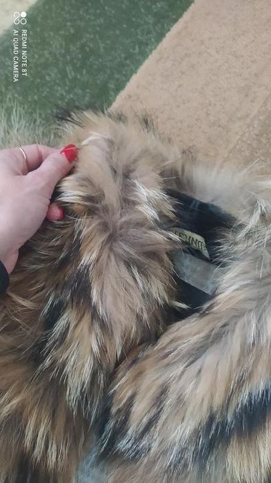 Метелица натуральная меховая жилетка жилет хутряна енот хс розмір