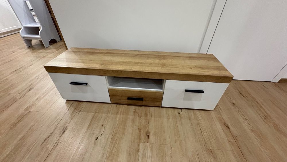 Komplet szafka rtv, stolik kawowy, półka