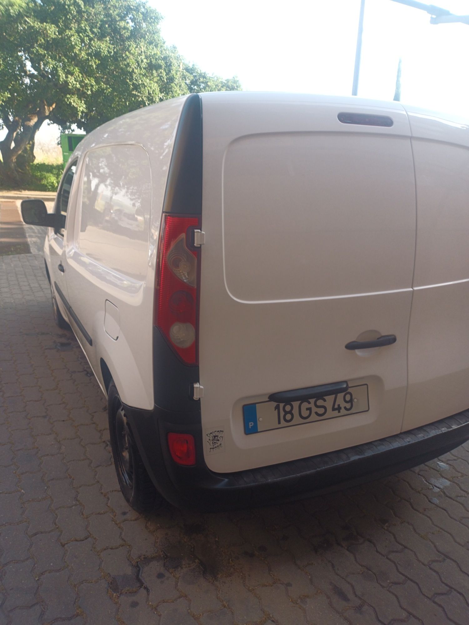 Renault kangoo 1.5 diesel pintura nova se encontrar um risco tiro 100e