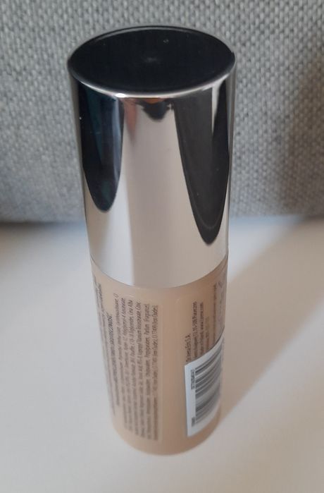 Lirene 205 City Mattpodkład matujący we fluidzie