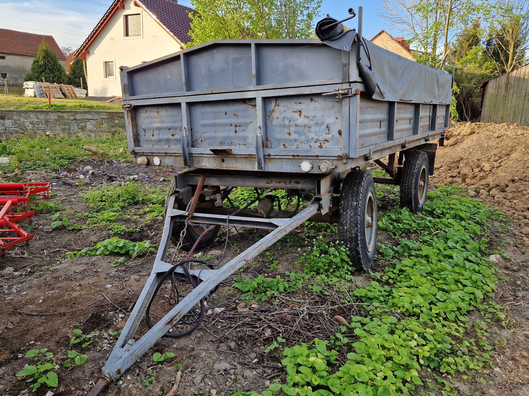 Przyczepa 7 ton 8 ton sprawna, szczelna