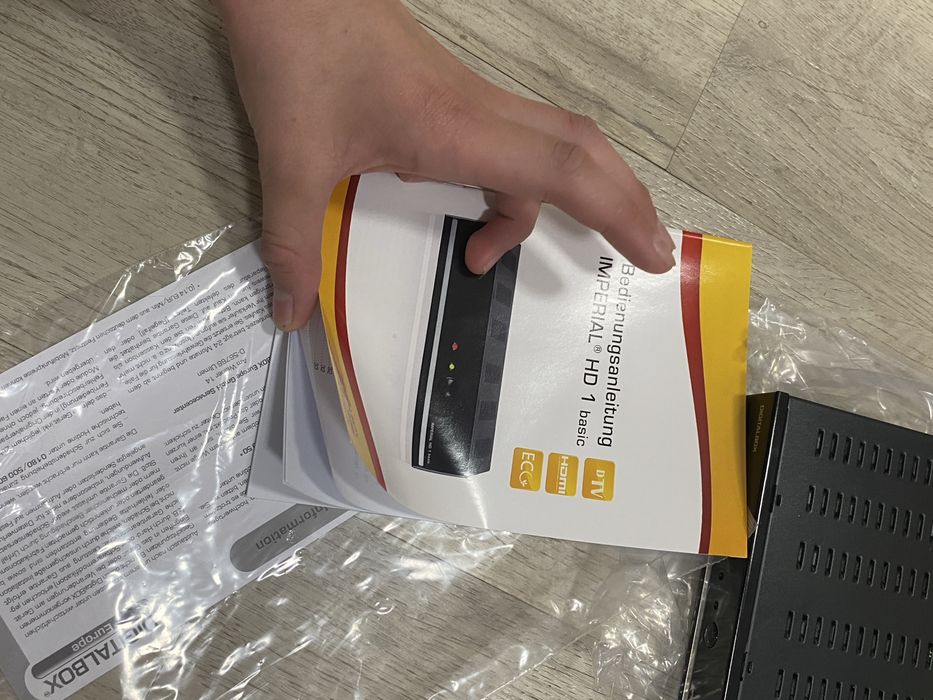 Продам тюнер IMPERIAL HD 1 basic.