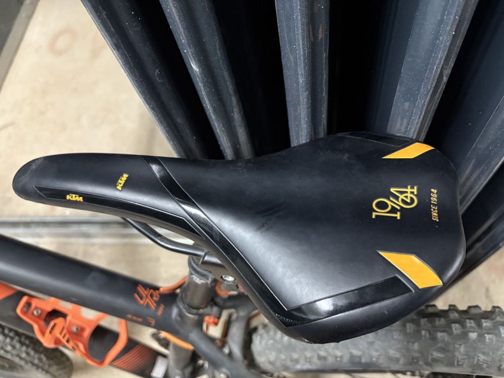 Bicicleta KTM edição especial