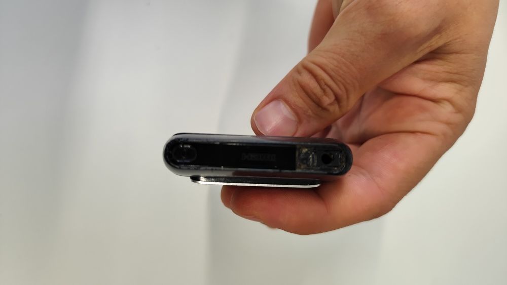 Нокіа н8 Nokia n8 ретро телефон флагман сімбіан металевий