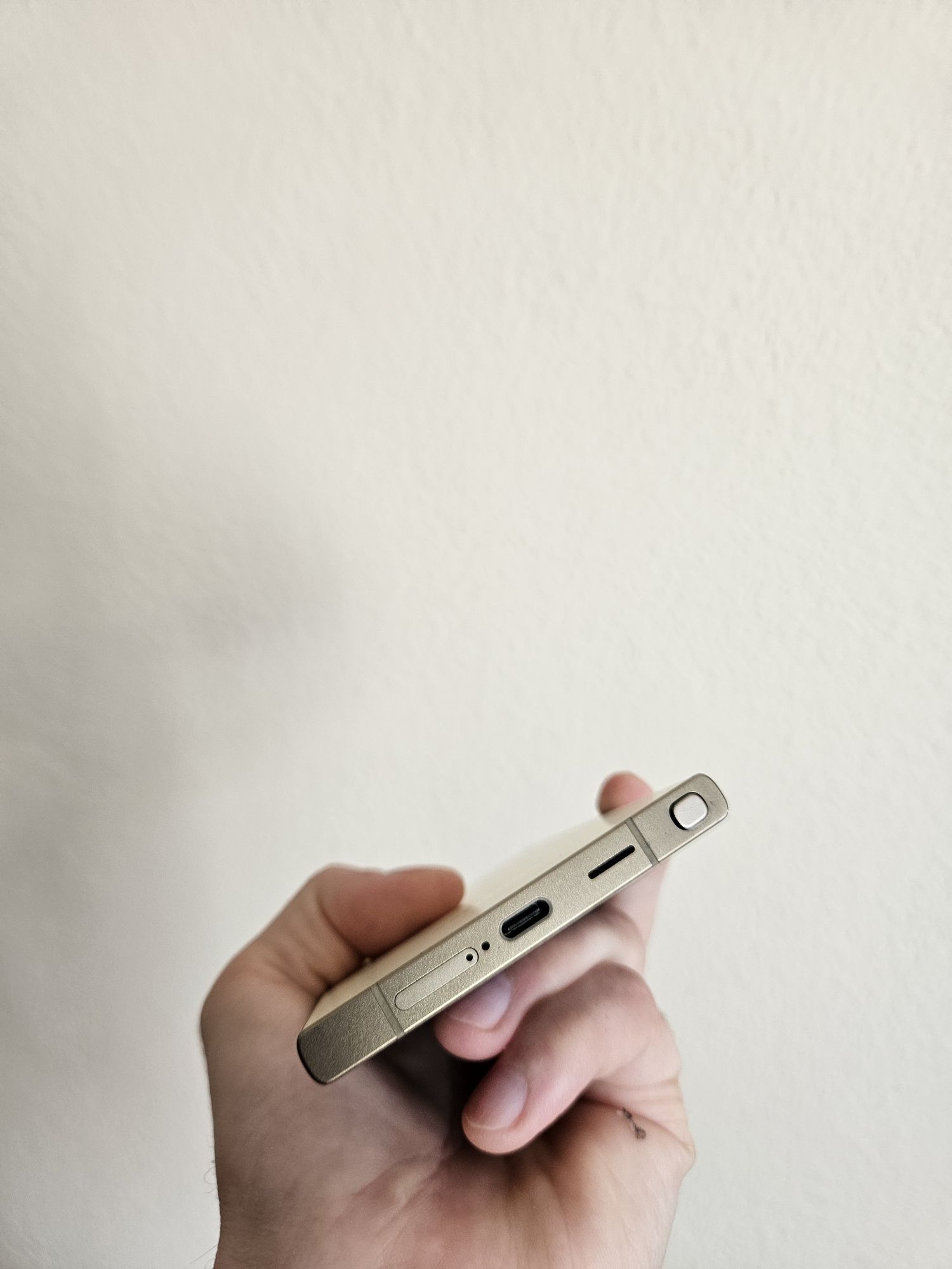 Samsung Galaxy S24 Ultra.В идеале.12/512гб.