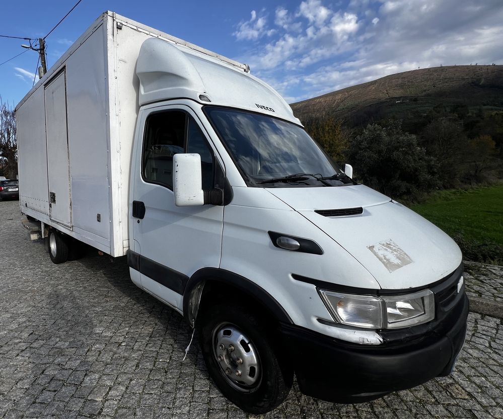 Carrinha Iveco Dailly III  3.0 35C14 com plataforma
