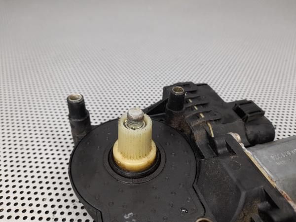 Motor vidro frente direito AUDI Allroad (4BH, C5)