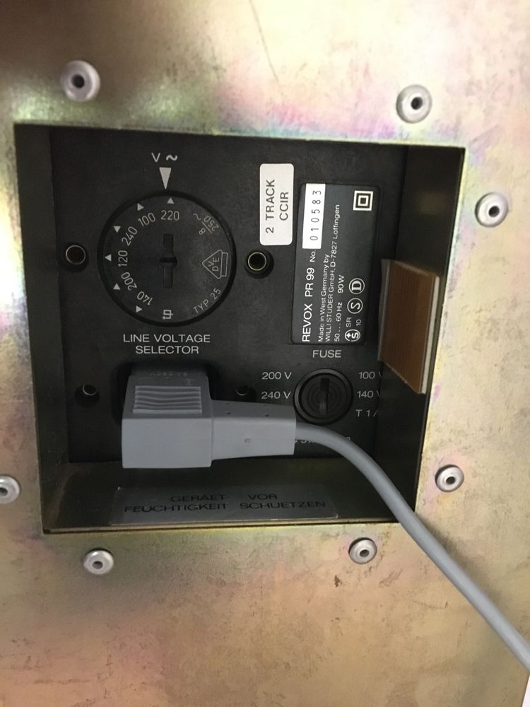 REVOX PR-99 катушечная дека.