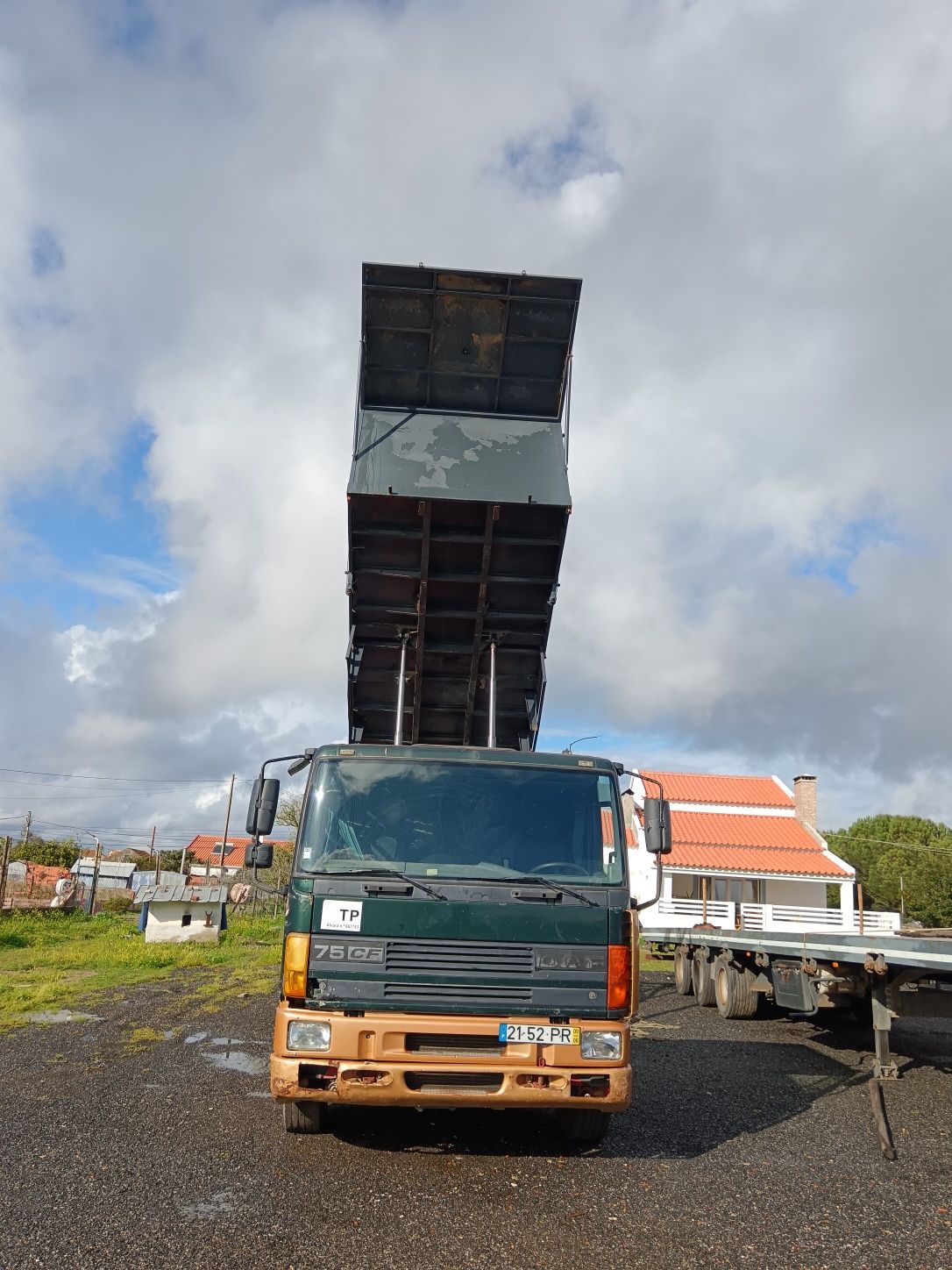 Daf cf 75 basculante