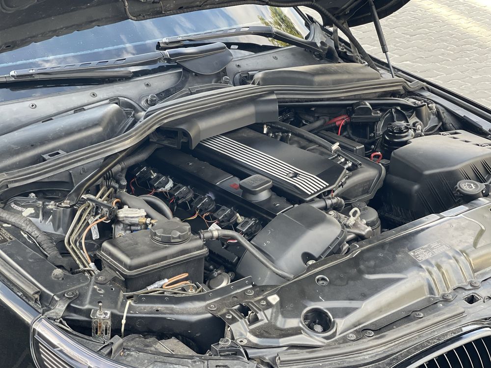 Продам BMW e60 2005р 2,2 газ/бензин (механіка)