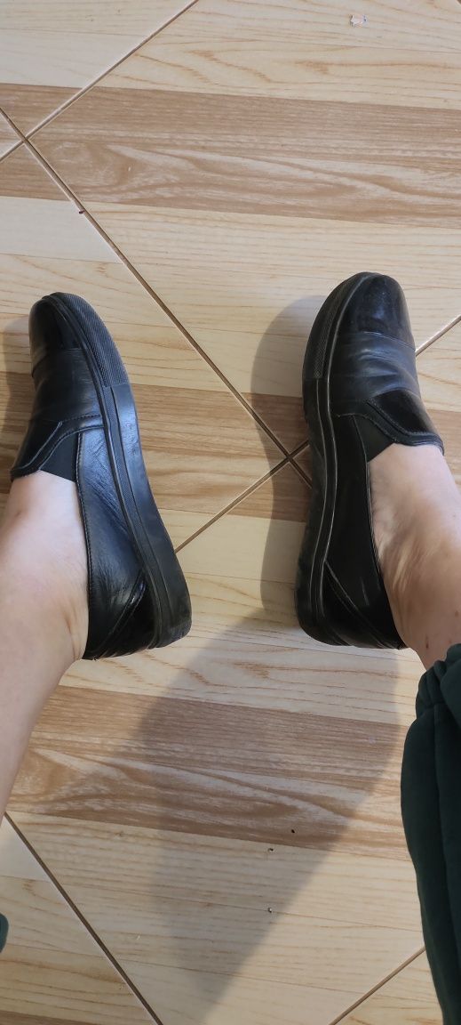 Туфлі 37-38, макасини шкіряні. Взуття жіноче 24 см