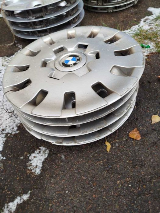 ковпаки коліс БМВ