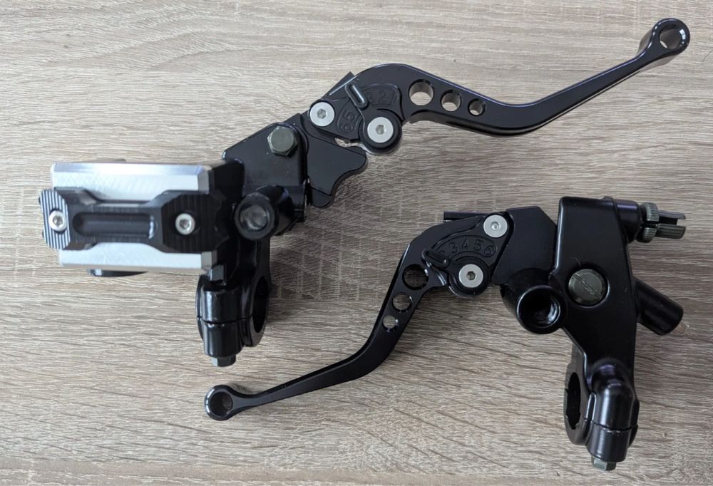 Мото-ручки зчеплення і гальма (універсальні)