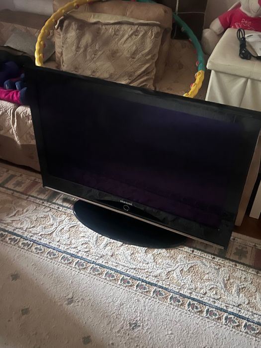 Продам телевизор Samsung PS-42Q91HX/NWT с тумбой.