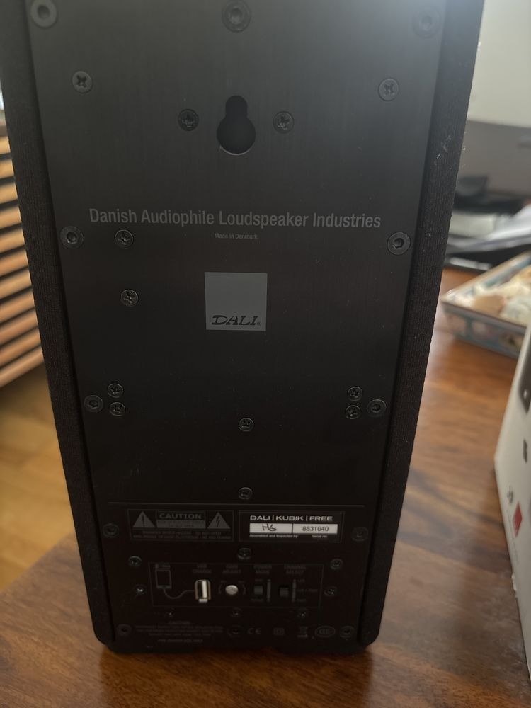 Dali Kubik Free (Active Loudspeaker)