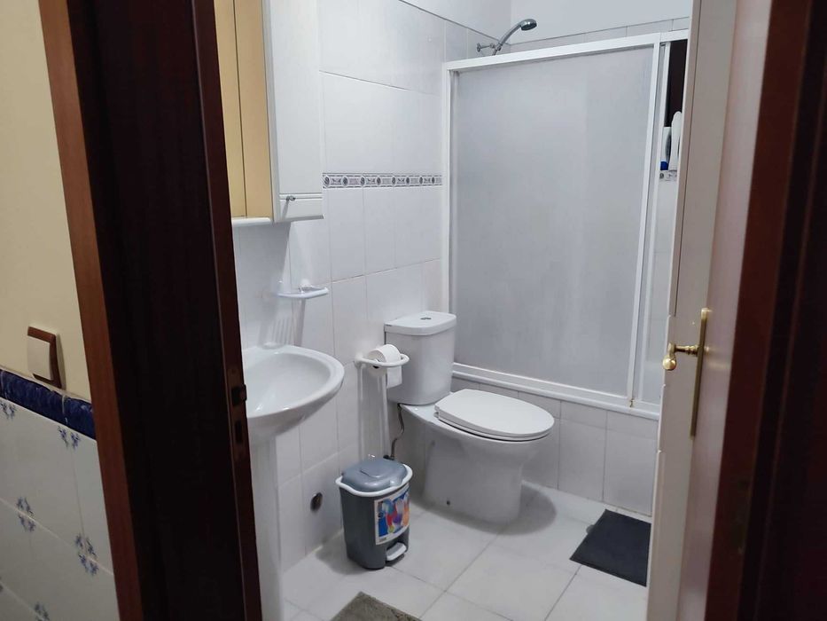 Alugo Apartamento / Quarto em Beja