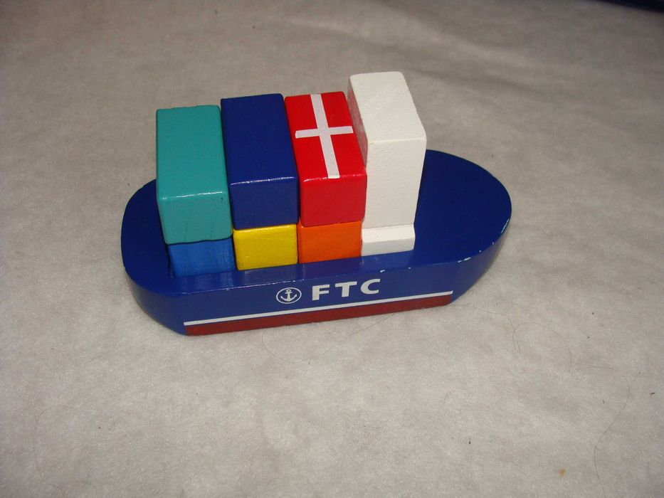 Barco com Blocos - Flying Tiger Copenhagen
