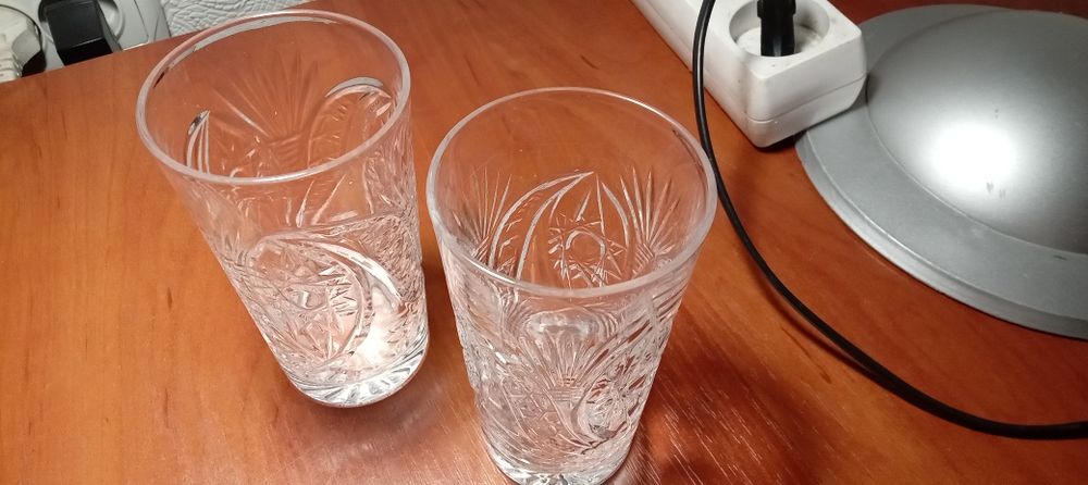 Продам 2 хрустальних стакана 180г