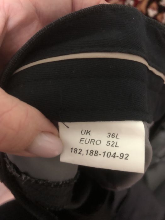 Костюм чоловічий безкоштовно