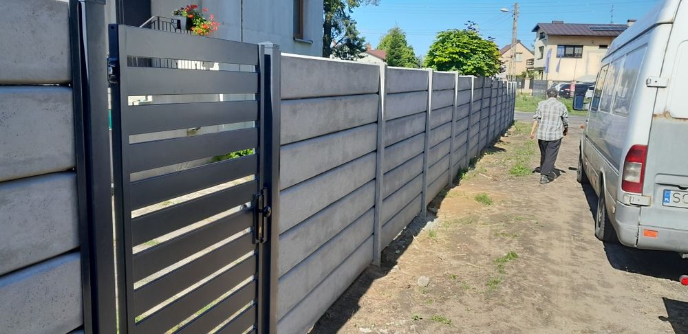 Ogrodzenia betonowe produkcja montaż podmurówka.