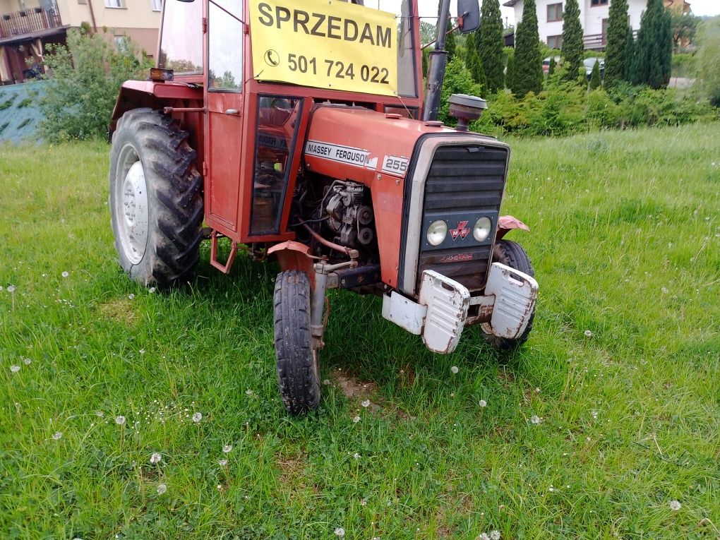 Sprzedam ciągnik MF255