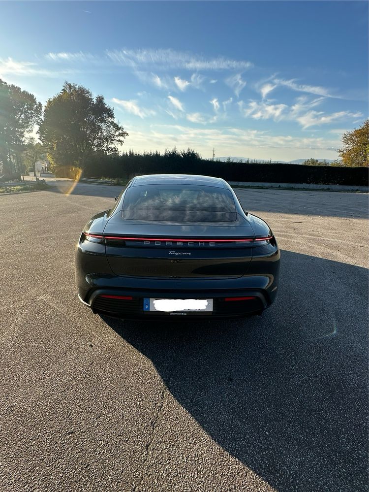 Porsche Taycan/Iva dedutível