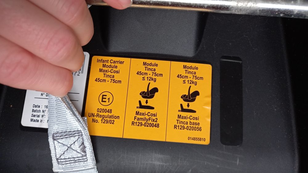 Автокрісло Maxi-Cosi Tinca автолюлька