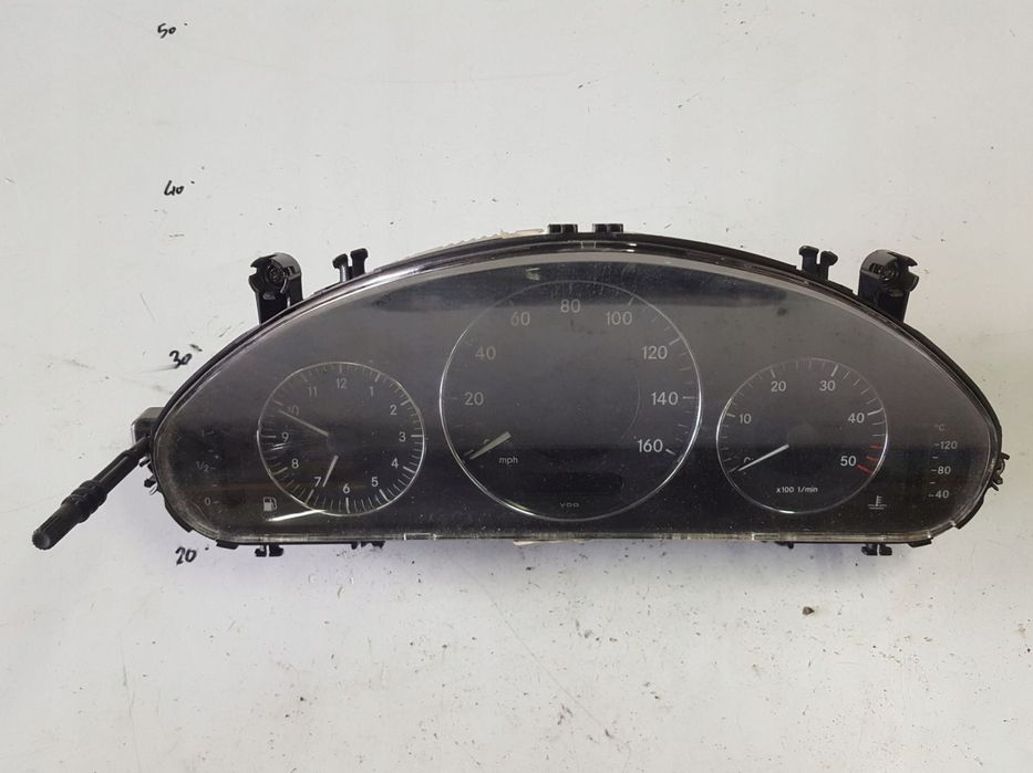 MERCEDES E KLASA W211 LIFT 06-09r 3.0 CDI LICZNIK ANGLIK A2115406448