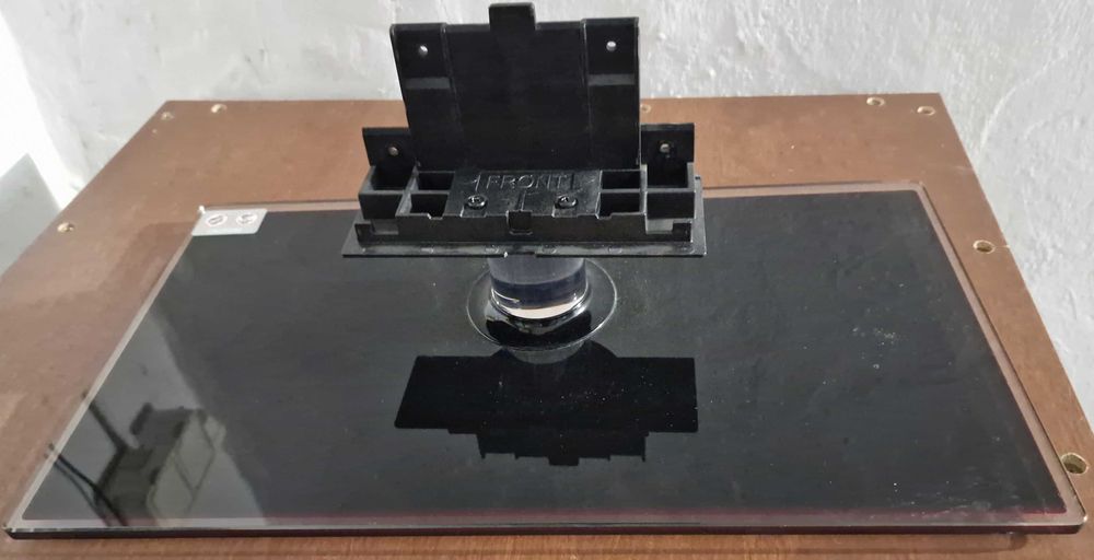 SZKLANA podstawa,  stopka BN63_05530D DO SAMSUNG LE32C650